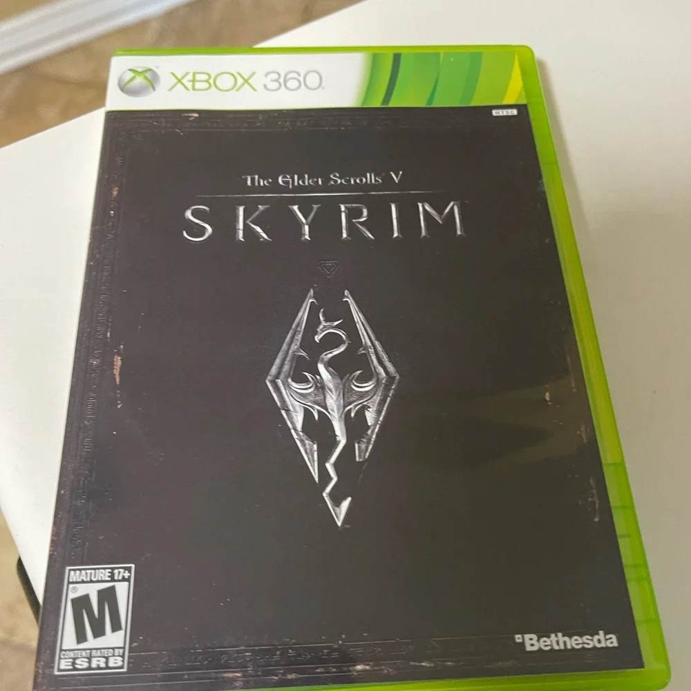 Xbox 360 The Elder Scrolls‎ V Skyrim video game